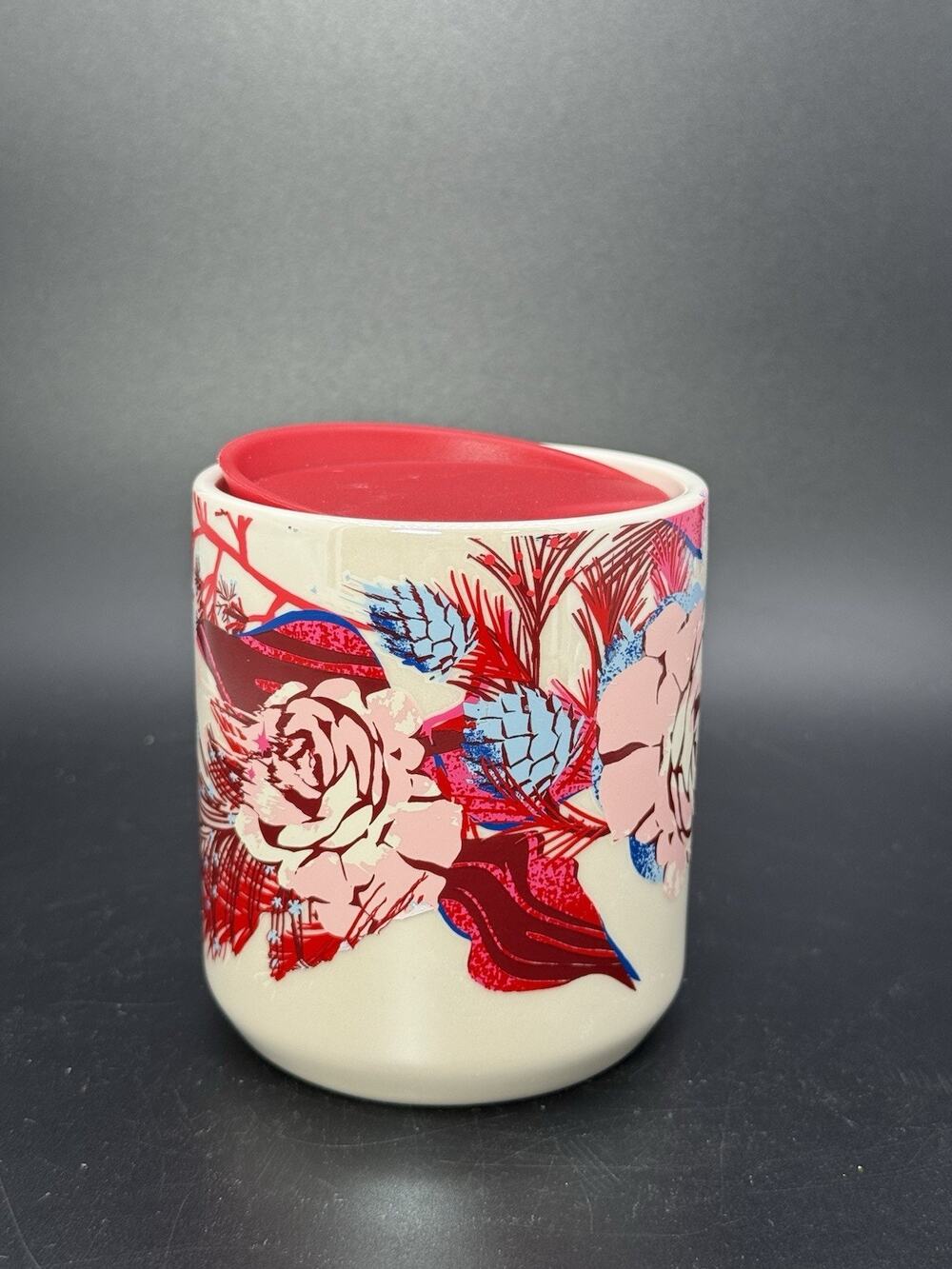 Starbucks 2023 Holiday White Pinecone & Rose Ceramic Travel Mug With Red Lid 8oz